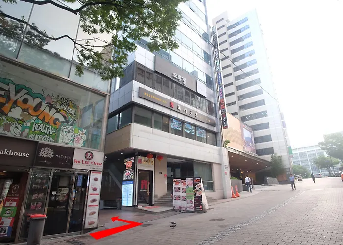 Step Inn Myeongdong 1